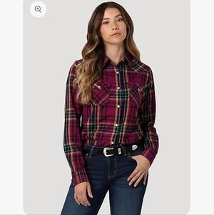 Wrangler Red Plaid Long Sleeve Country Western Snap Buttons Shirt Sz Small